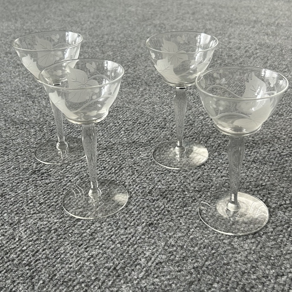 Set of 4 Vintage Etched Ivy‎ Cordial Glasses Frosted Liqueur Stems Vinatge